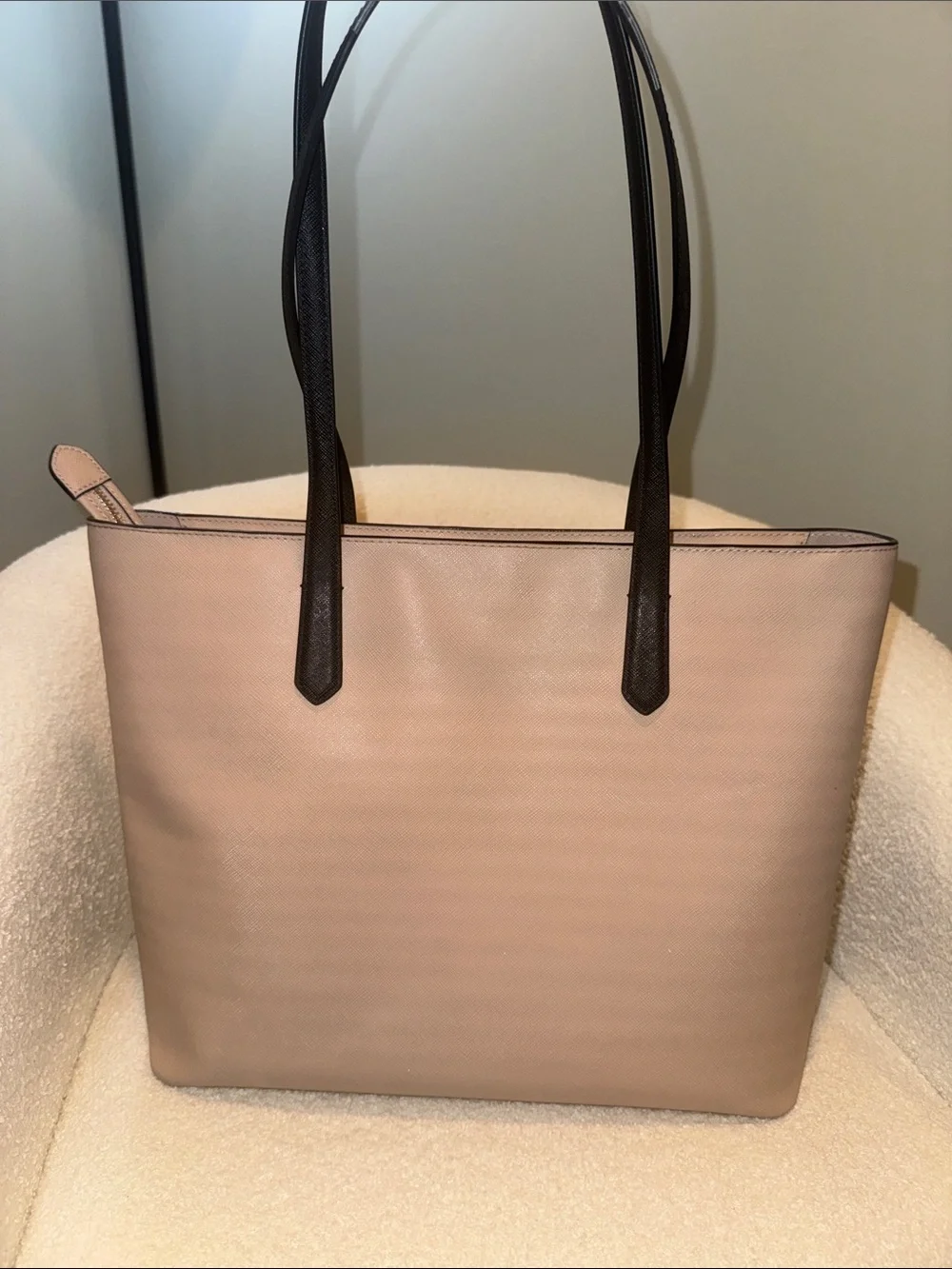 kate spade ♠️ Cream Tote with black Straps